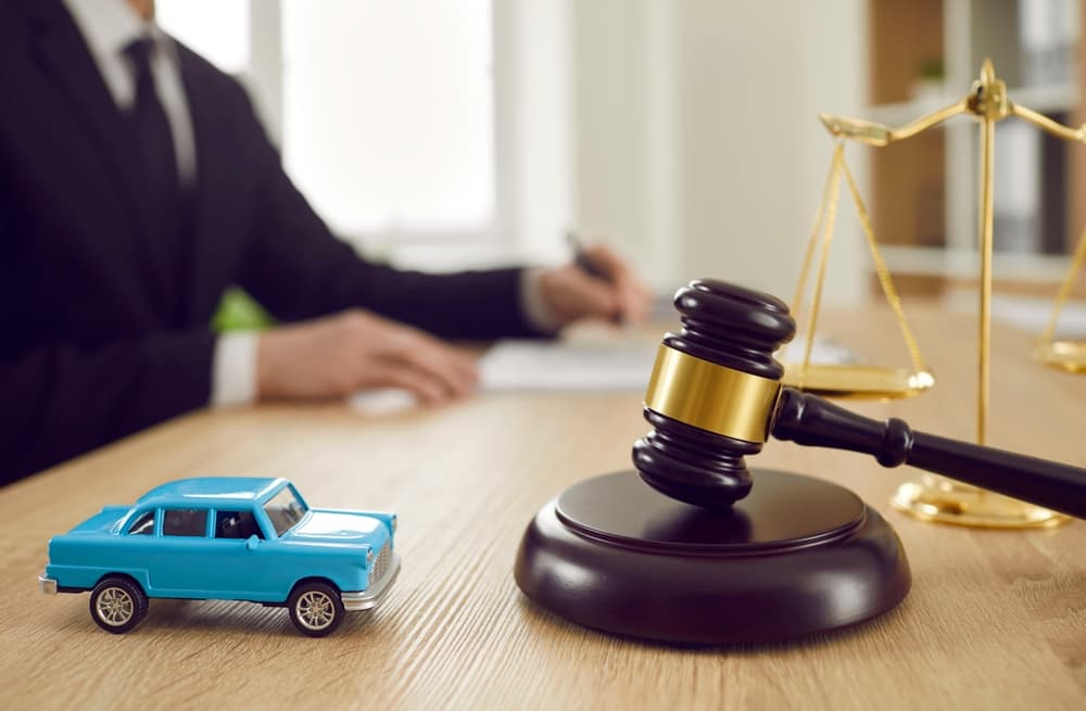 When to Get an Attorney for a Car Accident