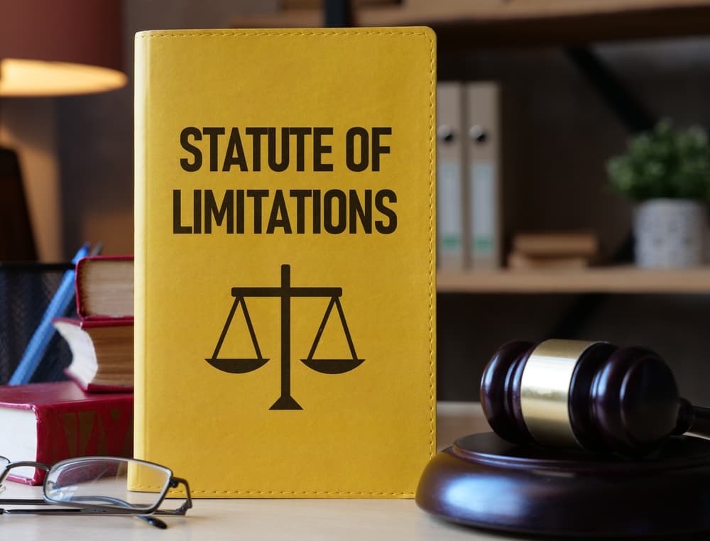 The statute of limitations is displayed using text and shows the gravel and glasses. 